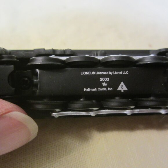 2003 HALLMARK KEEPSAKE, 4449 DAYLIGHT STEAM LOCOMOTIVE ORNAMENT - Picture 7 of 9